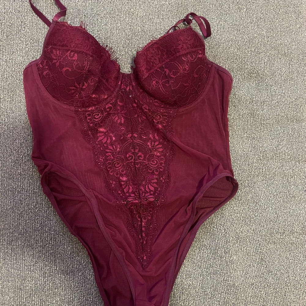 Lace sexy suite padded top